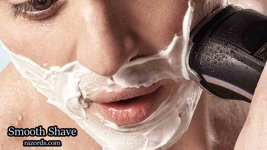 Philips Norelco Shaver Aquatec technology